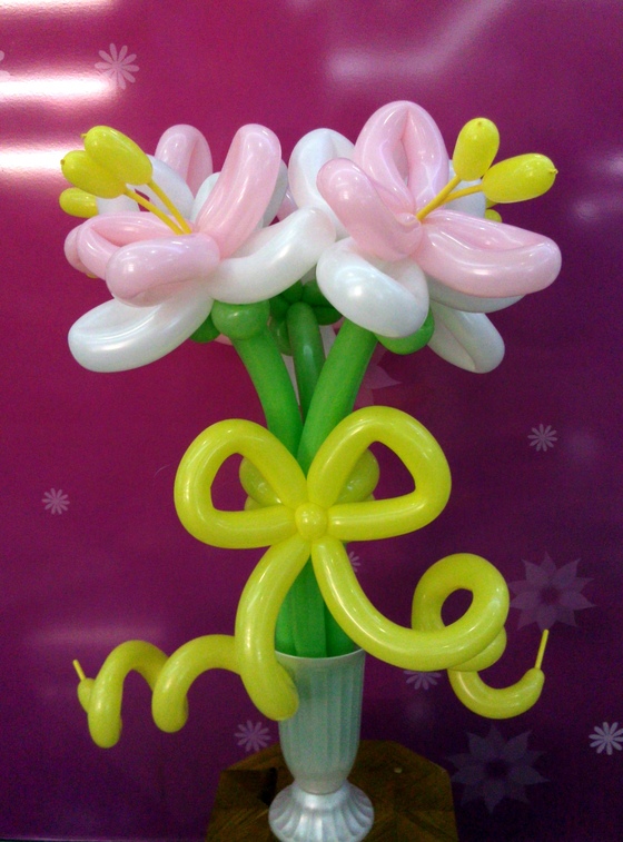 ЦВЕТЫ ИЗ ШАРОВ лилии из шариков своими руками Balloon Flower Bouquet TUTORIAL